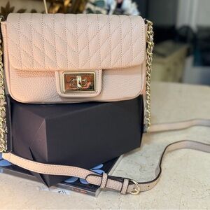 ❌SOLD❌ Lagerfeld Paris
Agyness Leather Crossbody  Bag in Nude